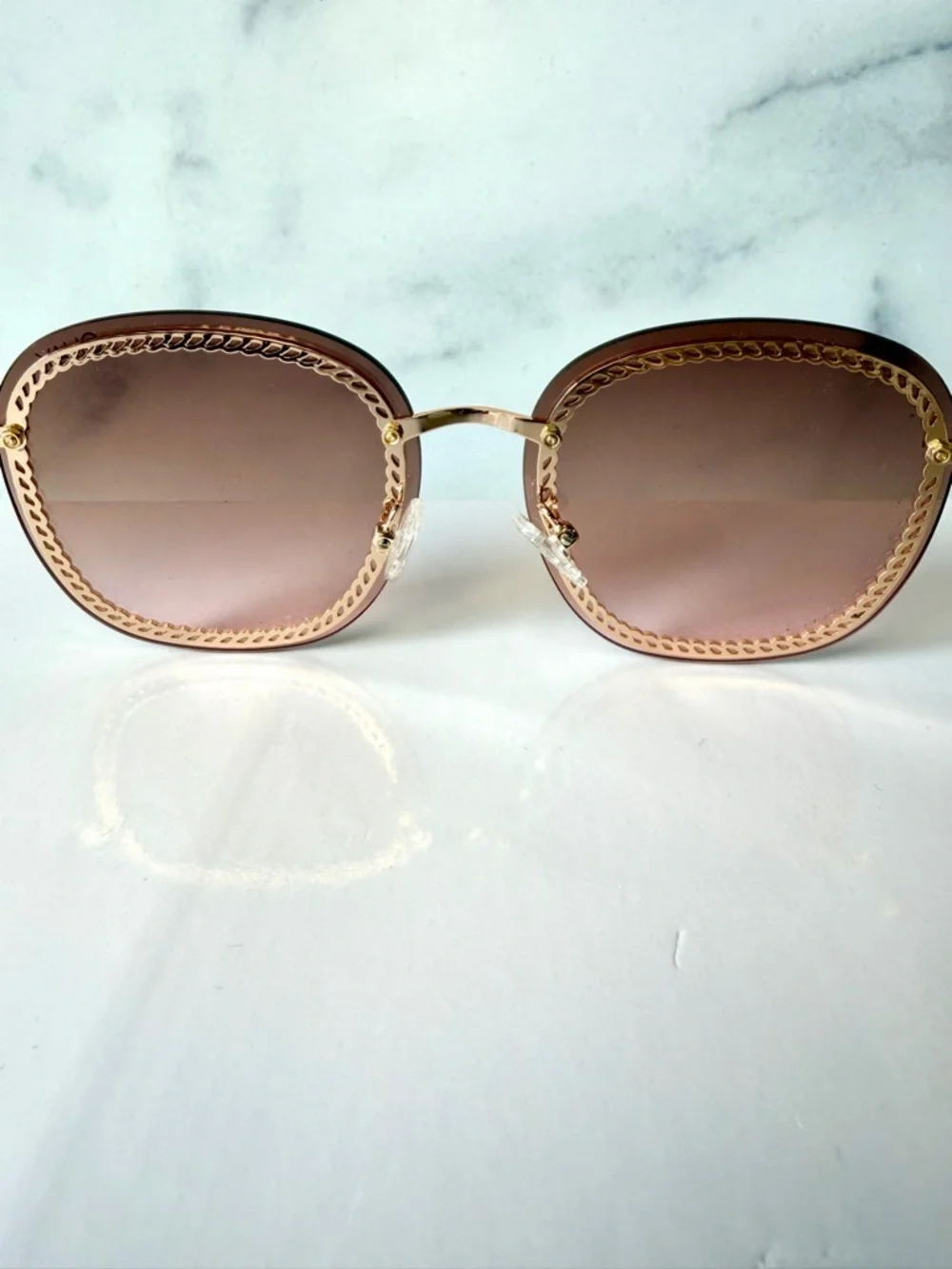 Quay Australia Jezabell Chain Sunglasses Gold Brown Rimless Round Women